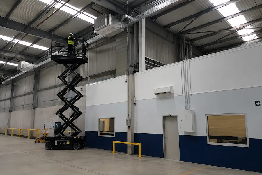 Reformas de naves industriales | instalaciones naves industriales