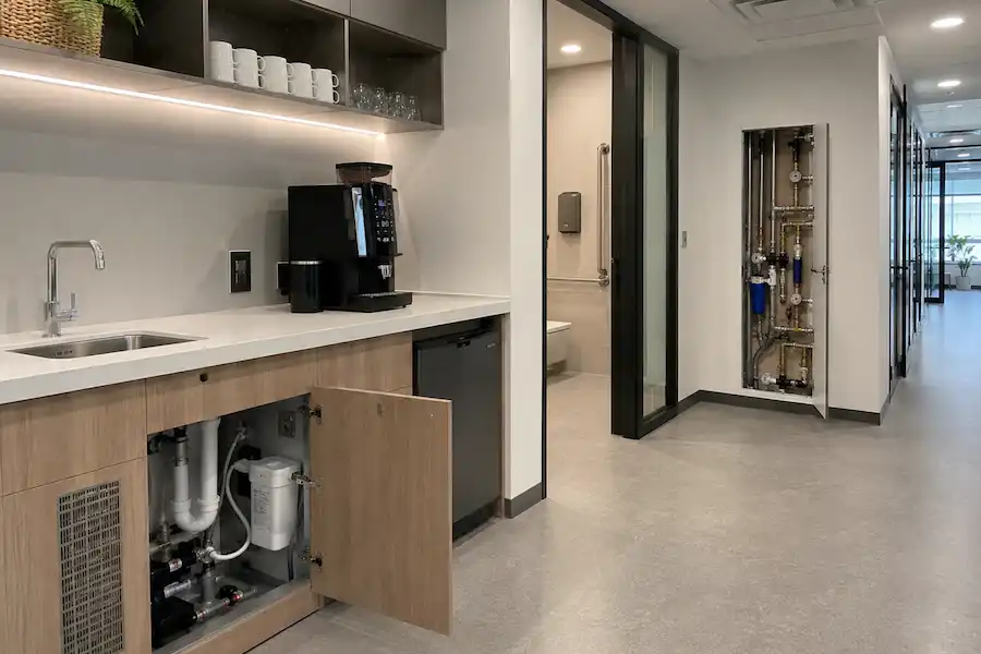 Instalaciones para oficinas, naves y locales | fontaneria saneamiento zonas apoyo